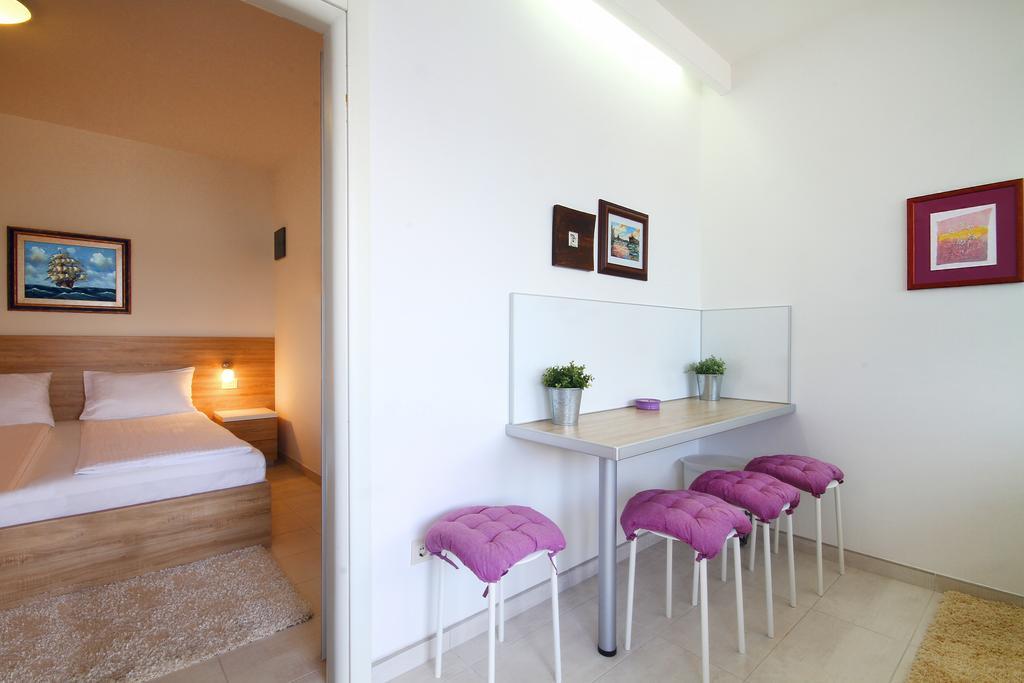 Aruba Apartments Tivat Oda fotoğraf
