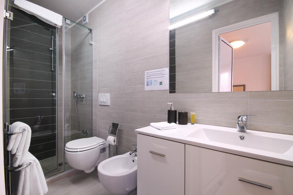 Aruba Apartments Tivat Oda fotoğraf